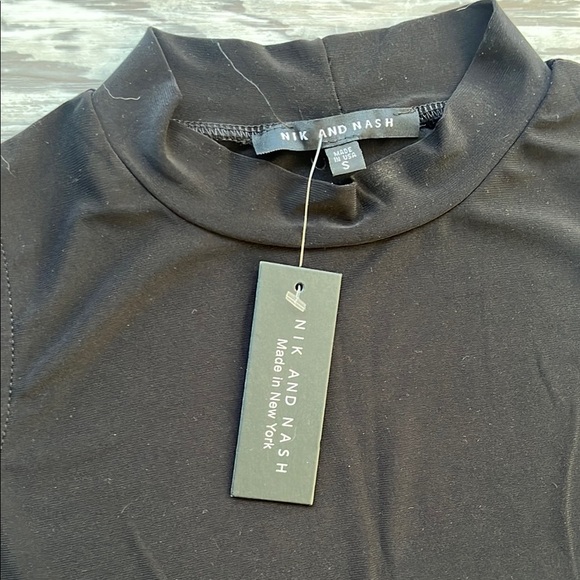 Nik and Nash Black Sleeveless Dress new with tag - Picture 2 of 5